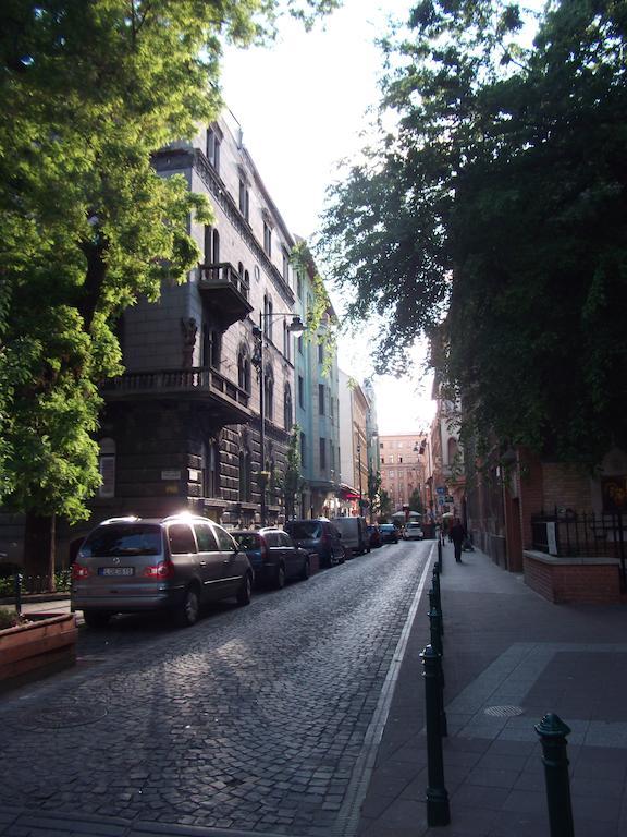 Ciao Budapest Hostel Exterior photo