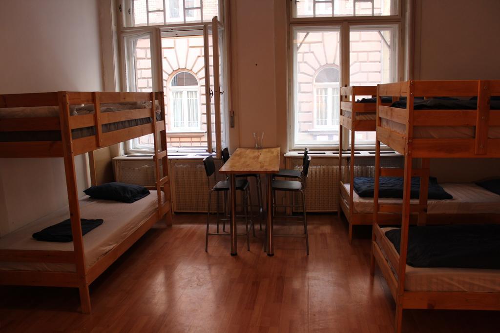 Ciao Budapest Hostel Exterior photo